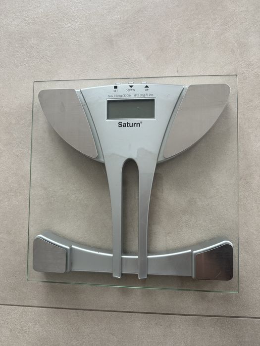 Продам Ваги підлогові Saturn ST1238