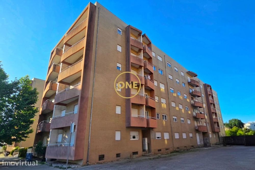 Apartamento T2 Renovado na Trofa — Bougado (São Martinho E Santiago), Porto