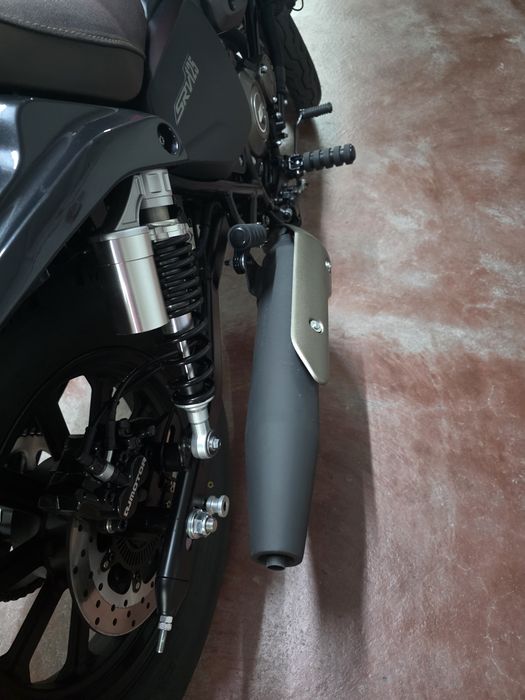 Moto qj srv 125 garantia 5 anos como nova
