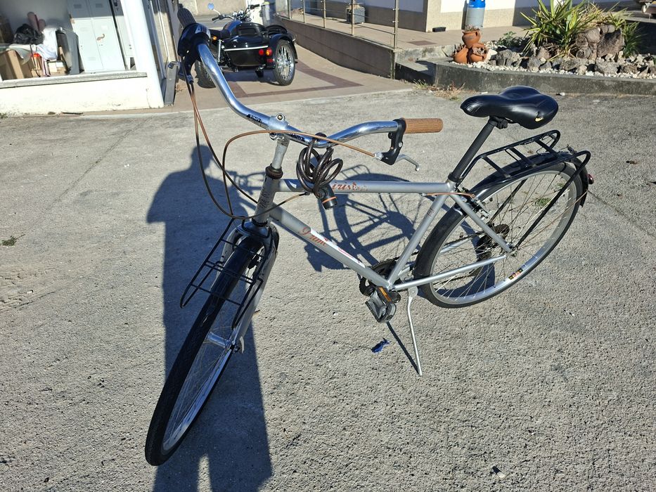 Bicicleta citadina roda 700 28
