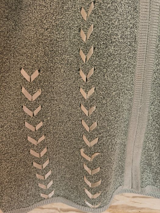 Sweter szara oliwka