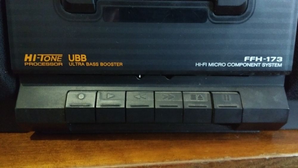 Музичний центр LG