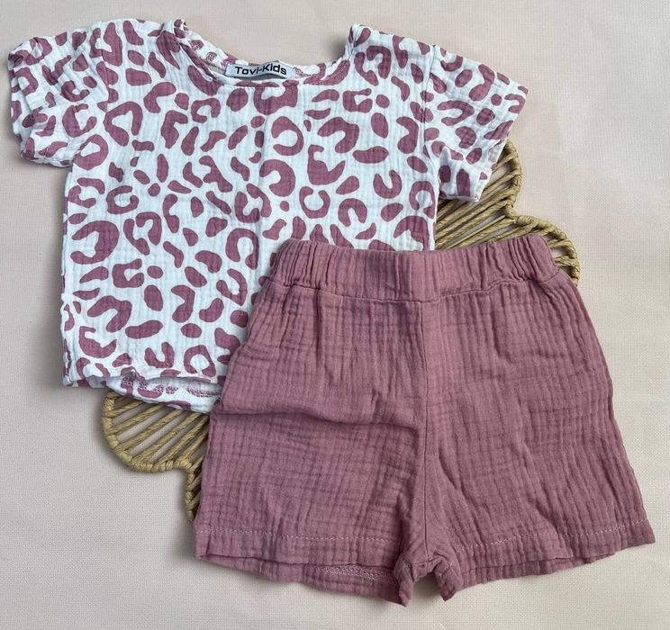 Муслінові костюмчики для дівчинки