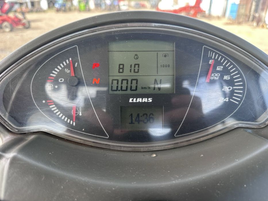Трактор CLAAS AXION 930
