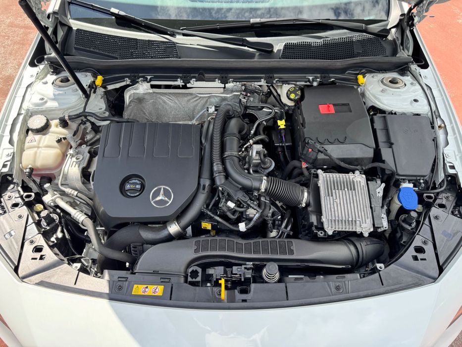 Mercedes Benz A200