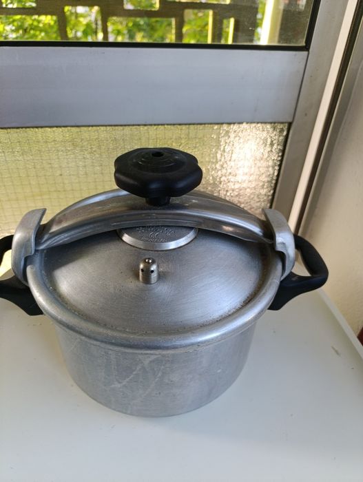 Pressure Cooker511427969507010560