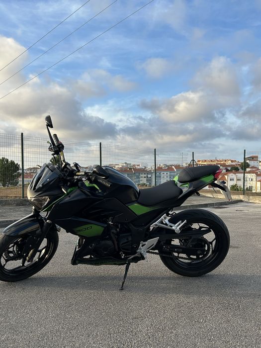 Kawasaki Z300 - Carta A2