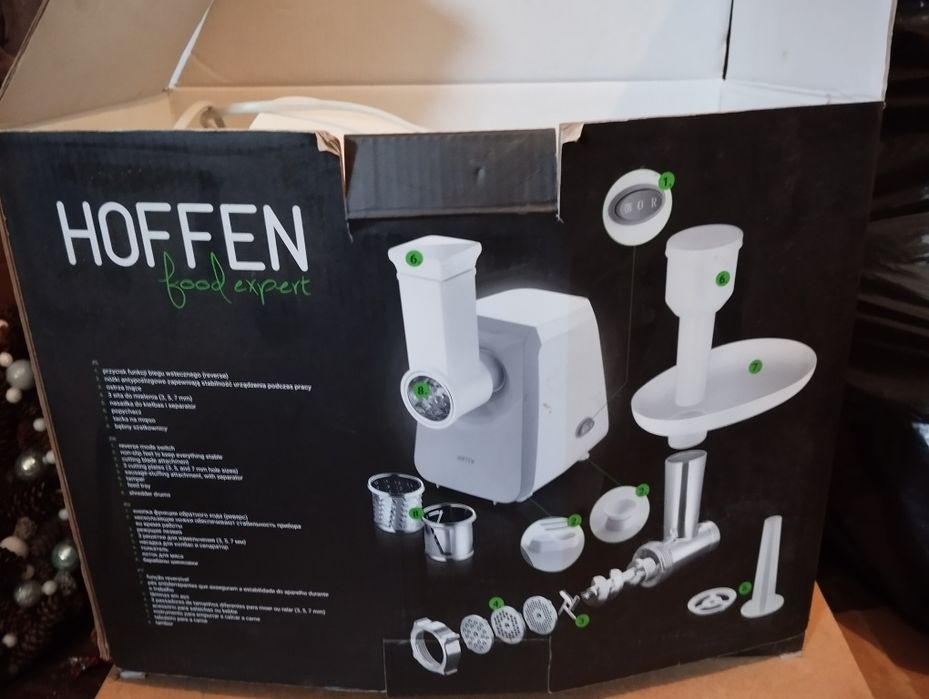 Maszynka do mielenia mięsa z funkcją szatkownicy