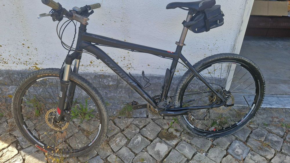 Bicicleta BTT Specialized Rockhopper (Rodas 26") - Travões de Disco