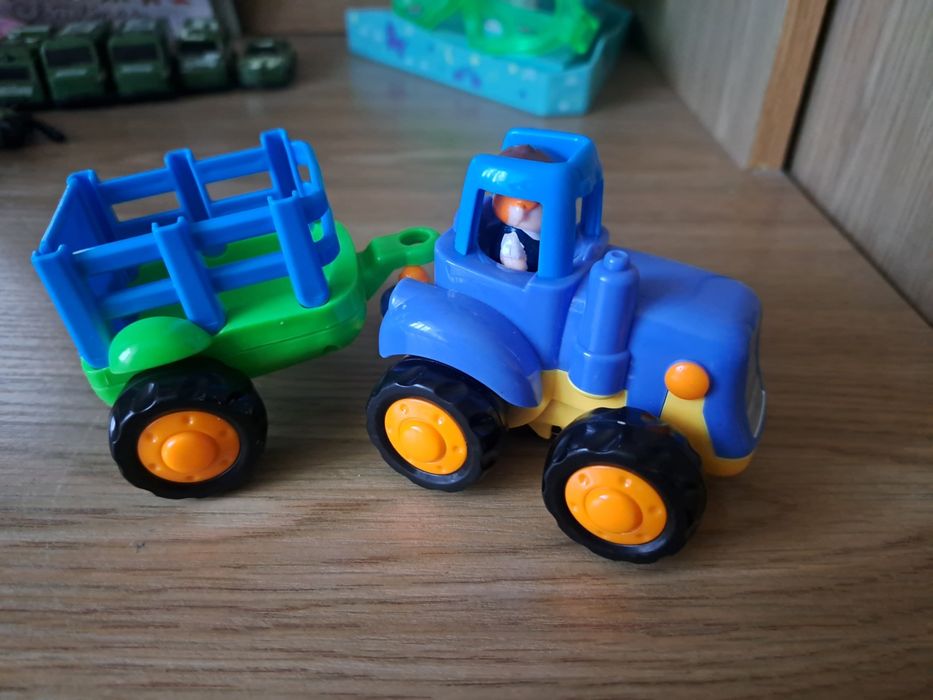 Машинки набори синій трактор