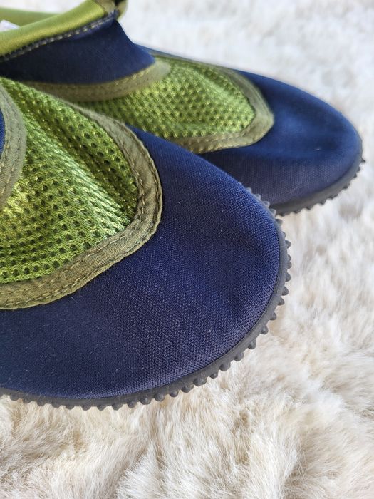 Buty do wody 36 na kamienistą plażę basen czarno zielone Pepperts
