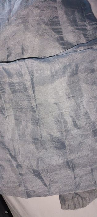 Tkanina kreszowana. Szara.