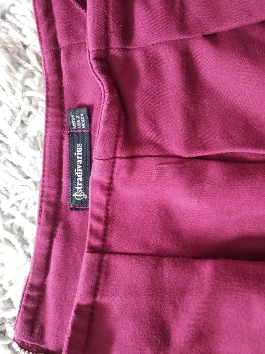 Spódnica Stradivarius bordo roz 34 czyli XS/S
