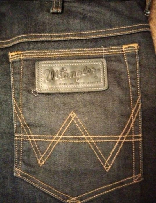 Стильные джинсы  Wrangler