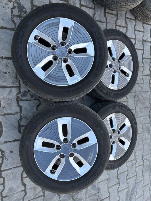 Диски колеса з гумою R16 205/60 5*114.3 kia huyndai mazda renault