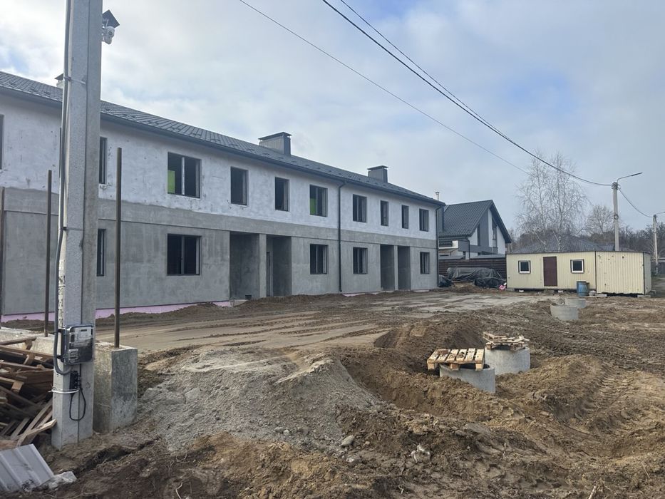 Таунхаус з центральними комунікаціями у Ворзелі