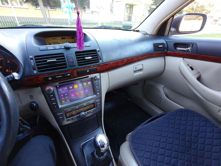 Toyota Avensis Sprzedam Toyota Avensis Kombi 2.0