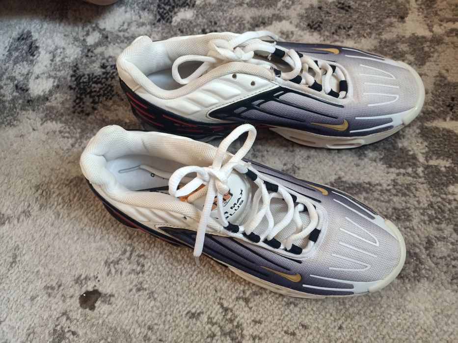 Buty sportowe damskie