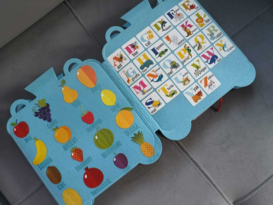 książeczka manipulacyjna/ sensoryczna