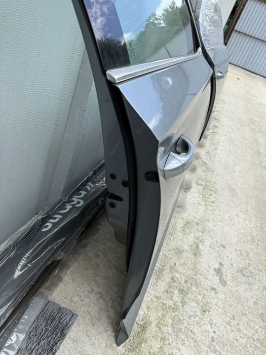 Двері передні задні  Skoda Superb 3 ліфтбек