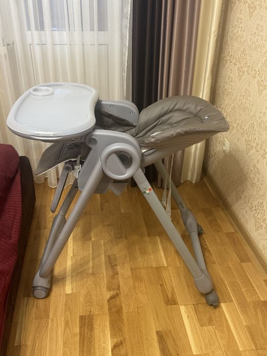 Столик для годування Chicco
