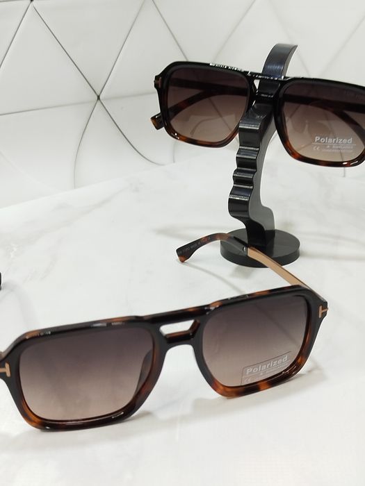 Сонцезахисні окуляри Tom Ford авіатори , коричневі, леопардові, чорно-сірі