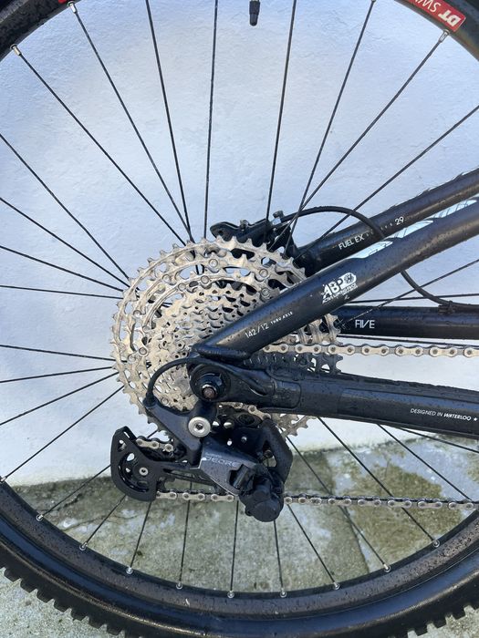 Bicicleta TREK Suapensão total