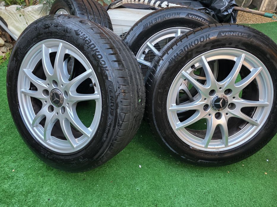 Vendo jantes com pneu