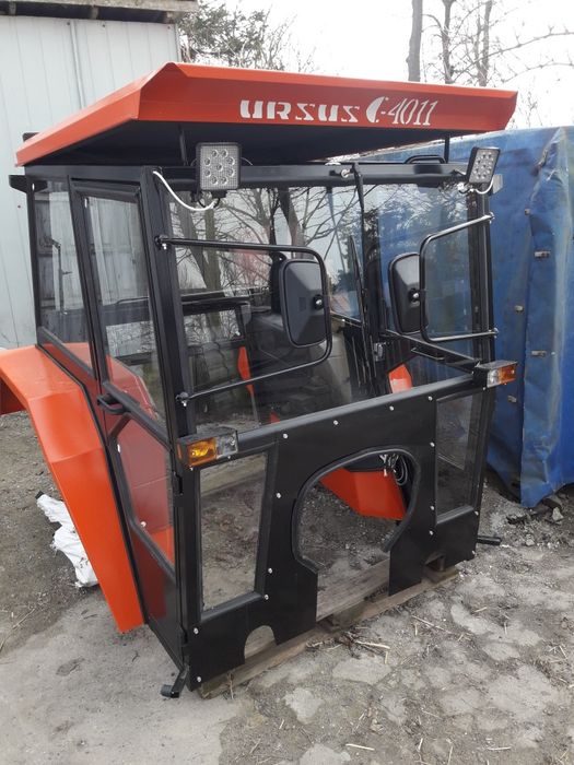 Ursus traktor ciągnik C-4011(40-stka) błotniki maska