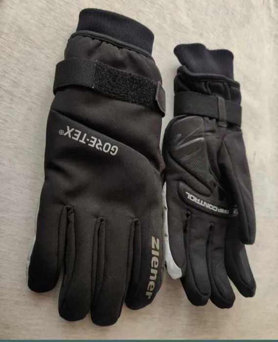 Rękawice Ziener Gore -Tex M czarne na zimę zimowe rękawiczki