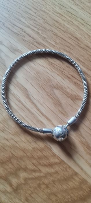 Srebrna bansoletka Pandora  mesh.
