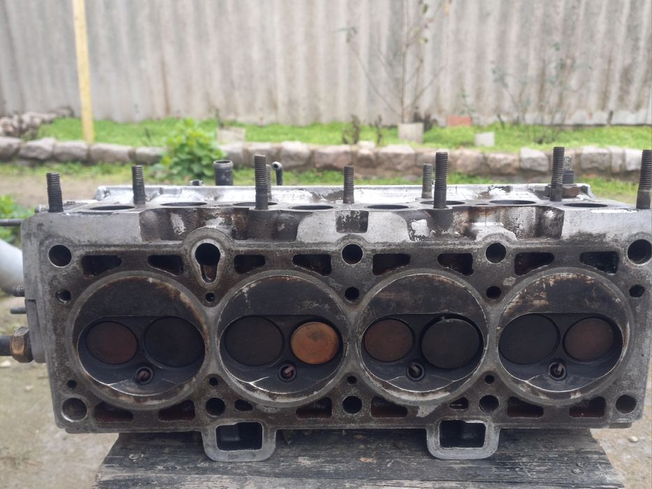 ГБЦ (головка), блок , навісне до блокаВАЗ 21083/1,5