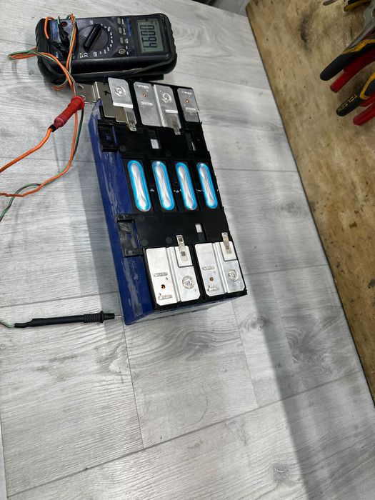 Батарея ( Акамулятор)  CATL 141ah  mersedes