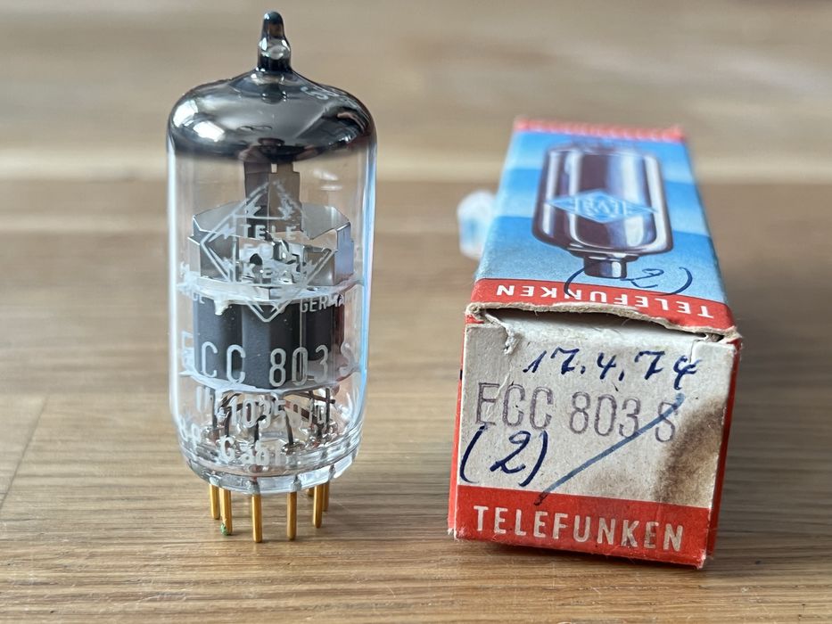Lampy tube telefunken ecc803s (ecc83)