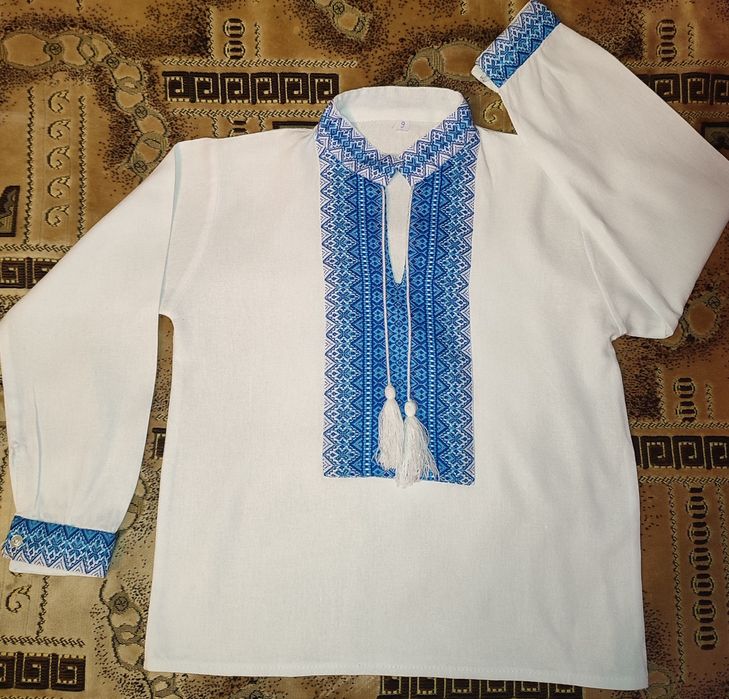 Вишиванка на 9 років.