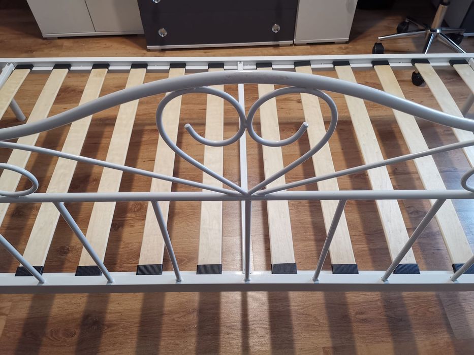 Łóżko metalowe młodzieżowe
