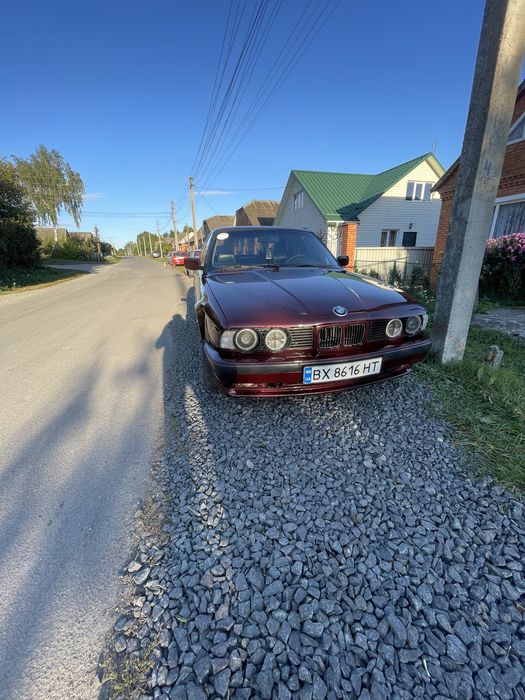 Бмв е34 525.