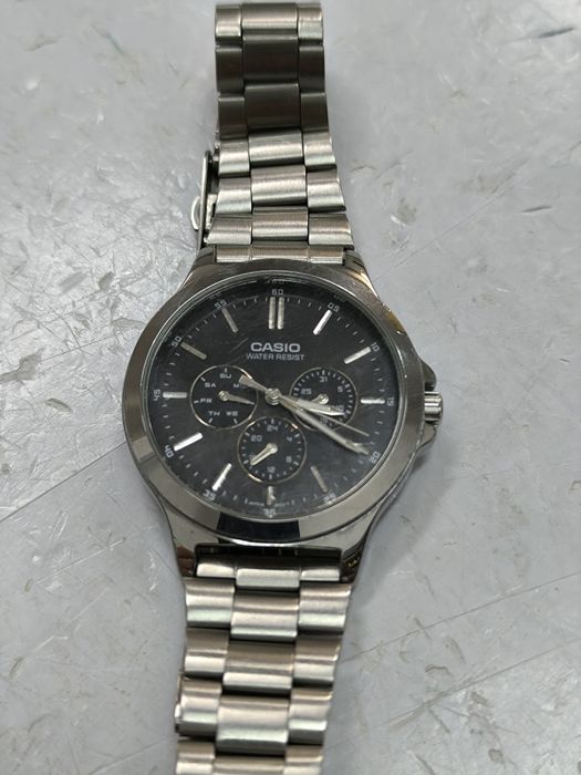 Casio MTP V300 zegarek