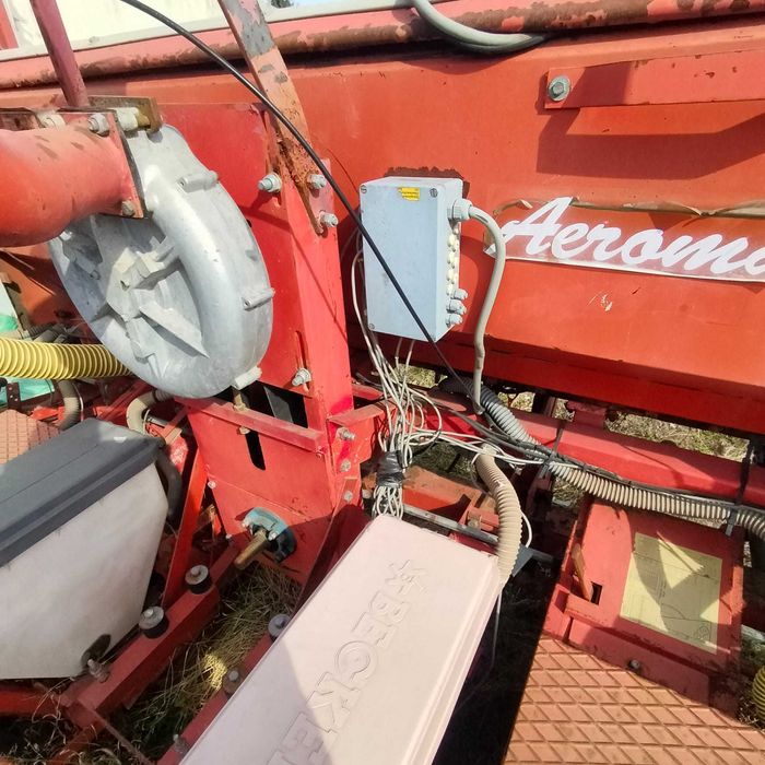 Siewnik BECKER Aeromat T