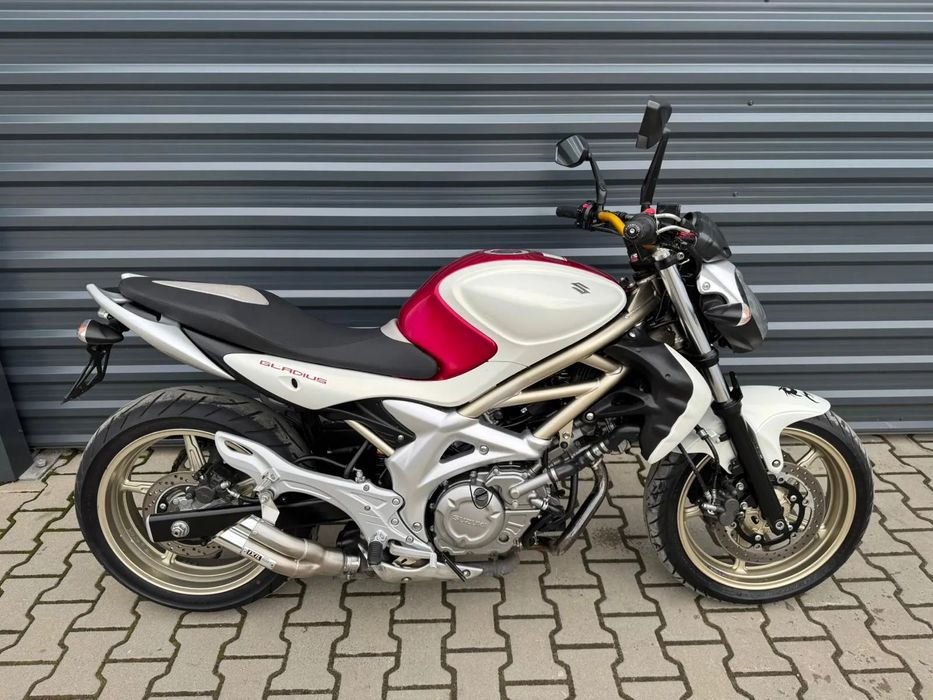 Suzuki Gladius 650 bezwypadkowy 23tys km zadbany! ! gsr fz6 xj diversion cbf fazer
