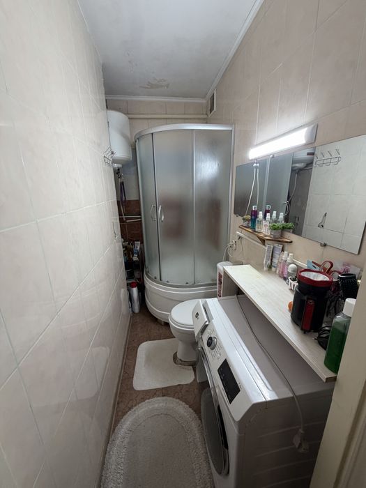 Продаж 2 кімнат в гуртожитку вул. Космонавтів, Інгульський р-н.
