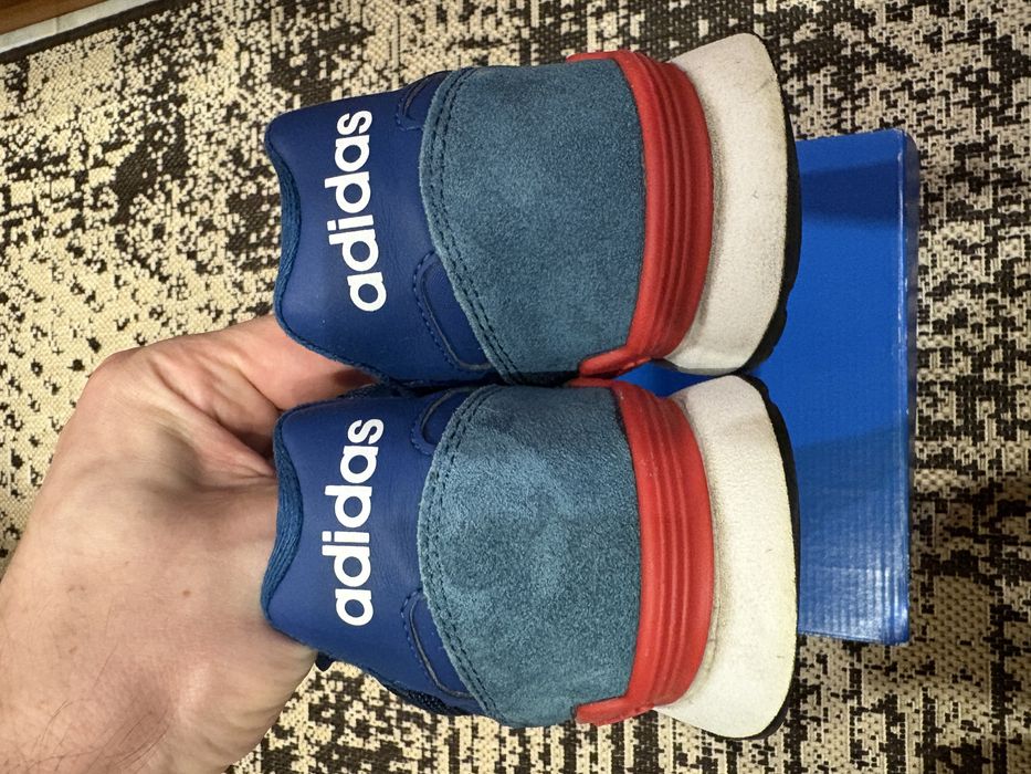 Кросівки Adidas Neo 43р 28,3см устілка, оригінал.: 400 грн