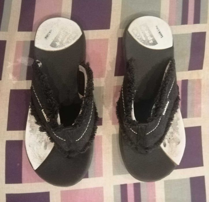 Продам детские сланцы