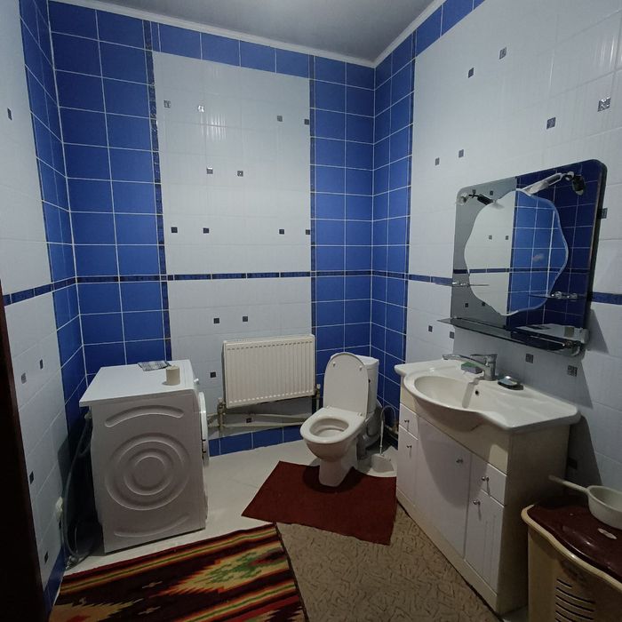 Продаж будинку з ремонтом в центрі