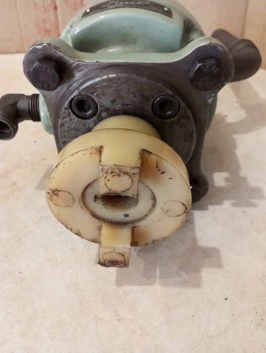 Насос пластинчатый НПл 25