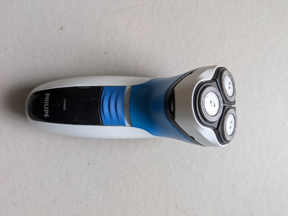 Golarka Philips HQ 6970