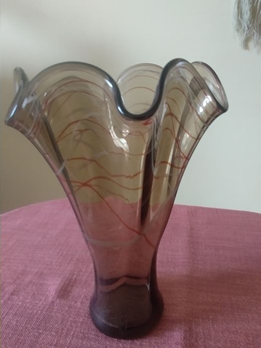 Стеклянная ваза для цветов. Новая, 1990 год