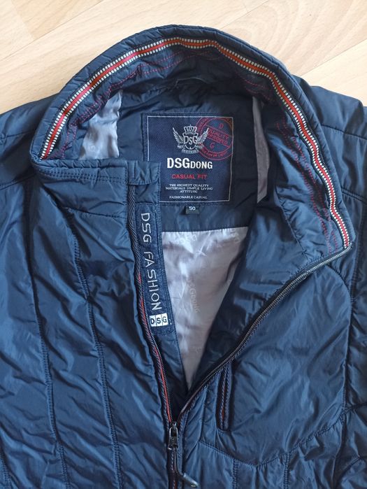 Продам мужскую куртку 50 р.