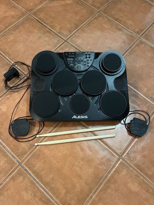 Alesis CompactKit 7 Bateria eletrónica compacta