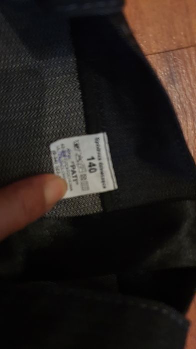 Sukienka grafitowa na rozpoczęcie lub zakończenie roku roz 140